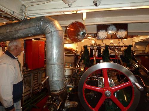 Maschinenraum 3. Bild